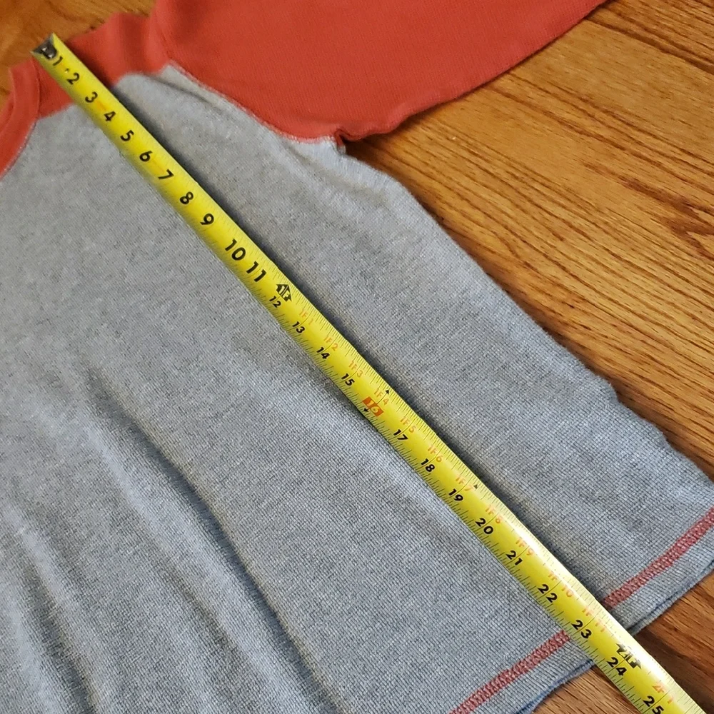 GAP Kids Long Sleeve Waffle Tee - Gray & Orange Size: XL (12)